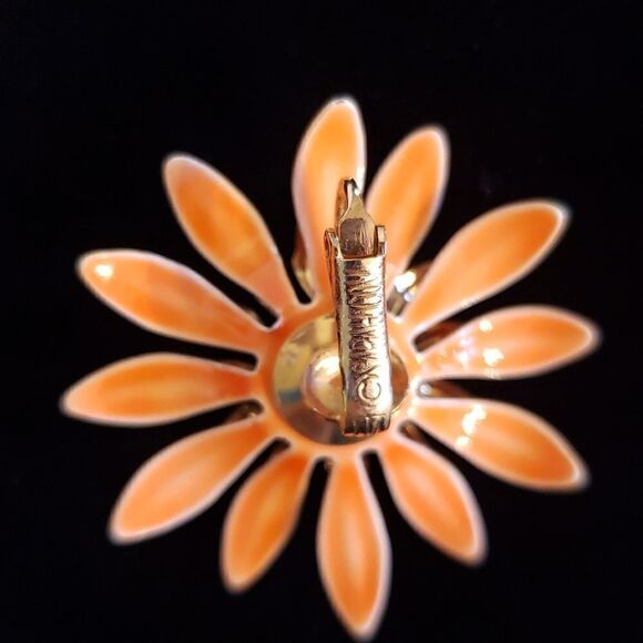 Beautiful Vintage Signed Sarah Coventry Orange Daisy Clip Earrings - Picture 6 of 8